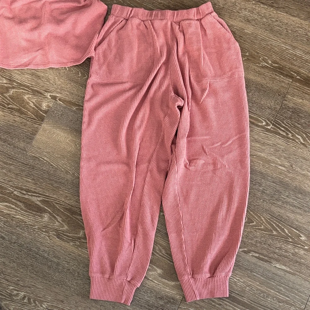 Abercrombie & Fitch Pink Waffle Lounge Set - Picture 2 of 7